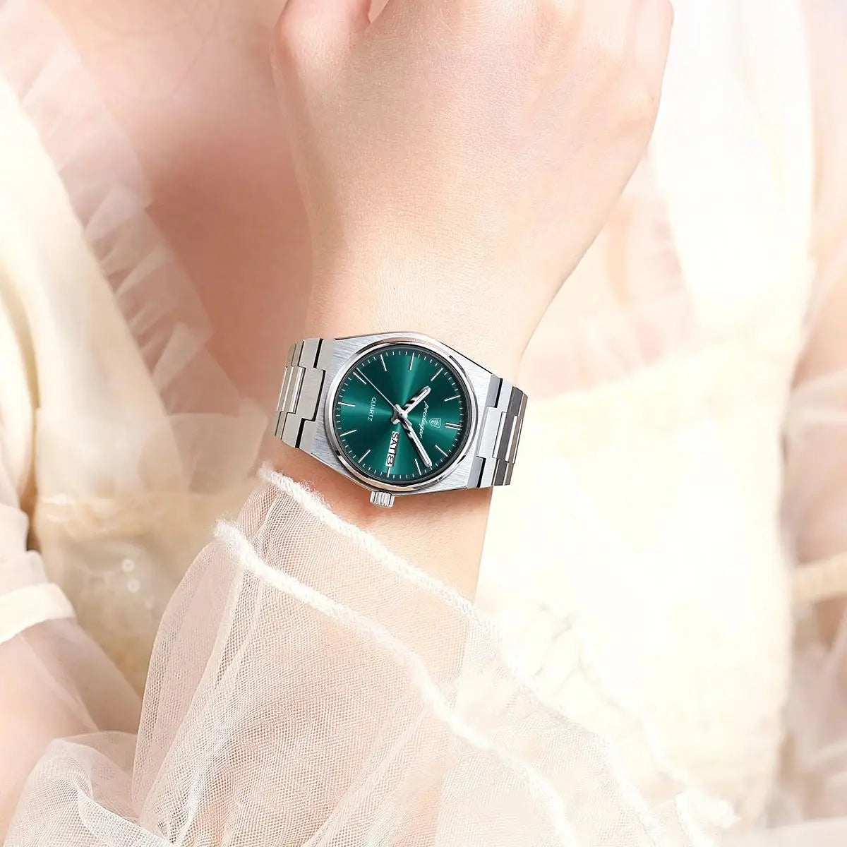 Top Luxury Woman Quartz Watch Waterproof Luminous Date Week Ladies Watch Stainless Steel Casual Elegant Women’S Watches